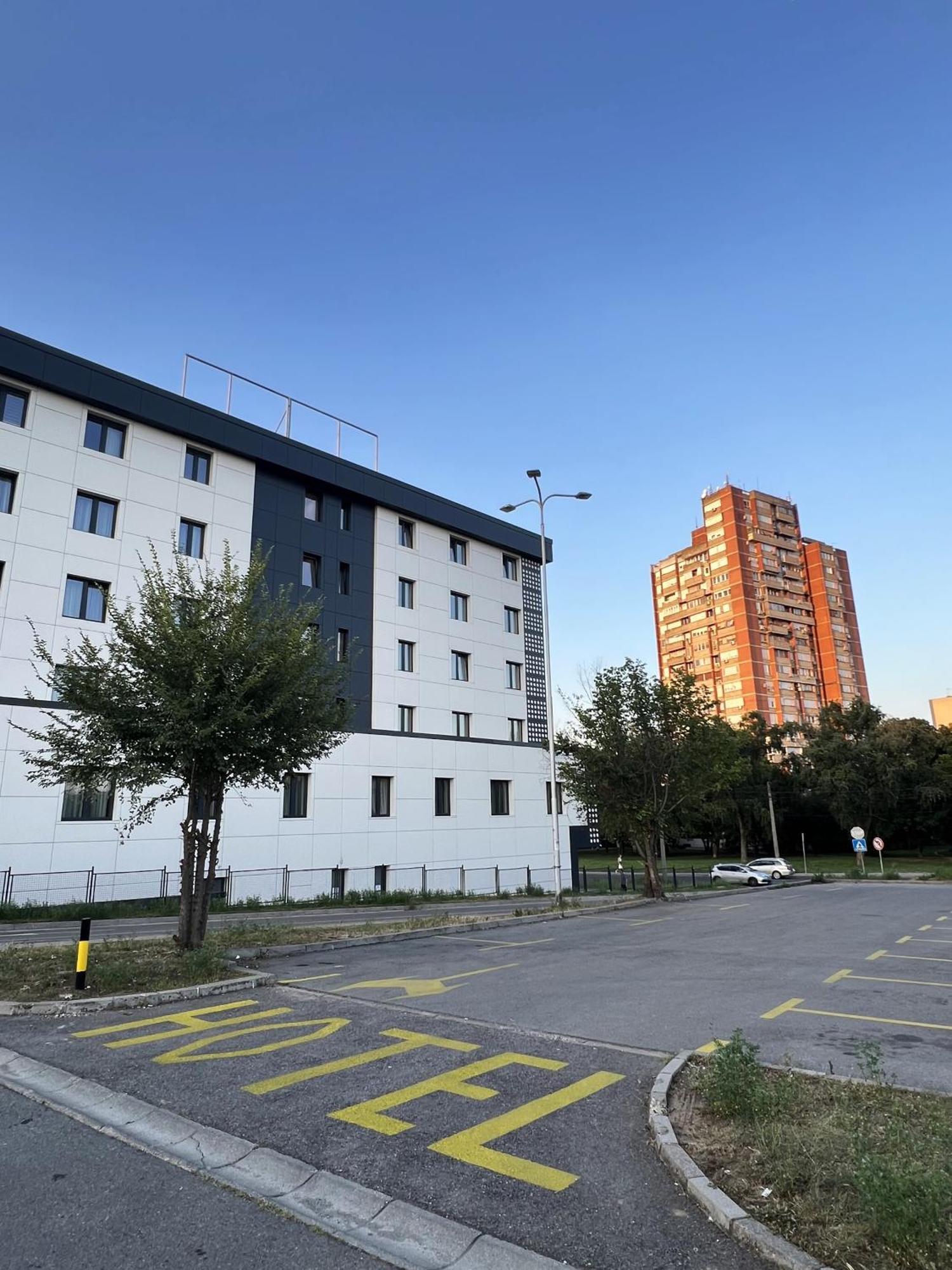 Nobel West Hotel 贝尔格莱德 外观 照片