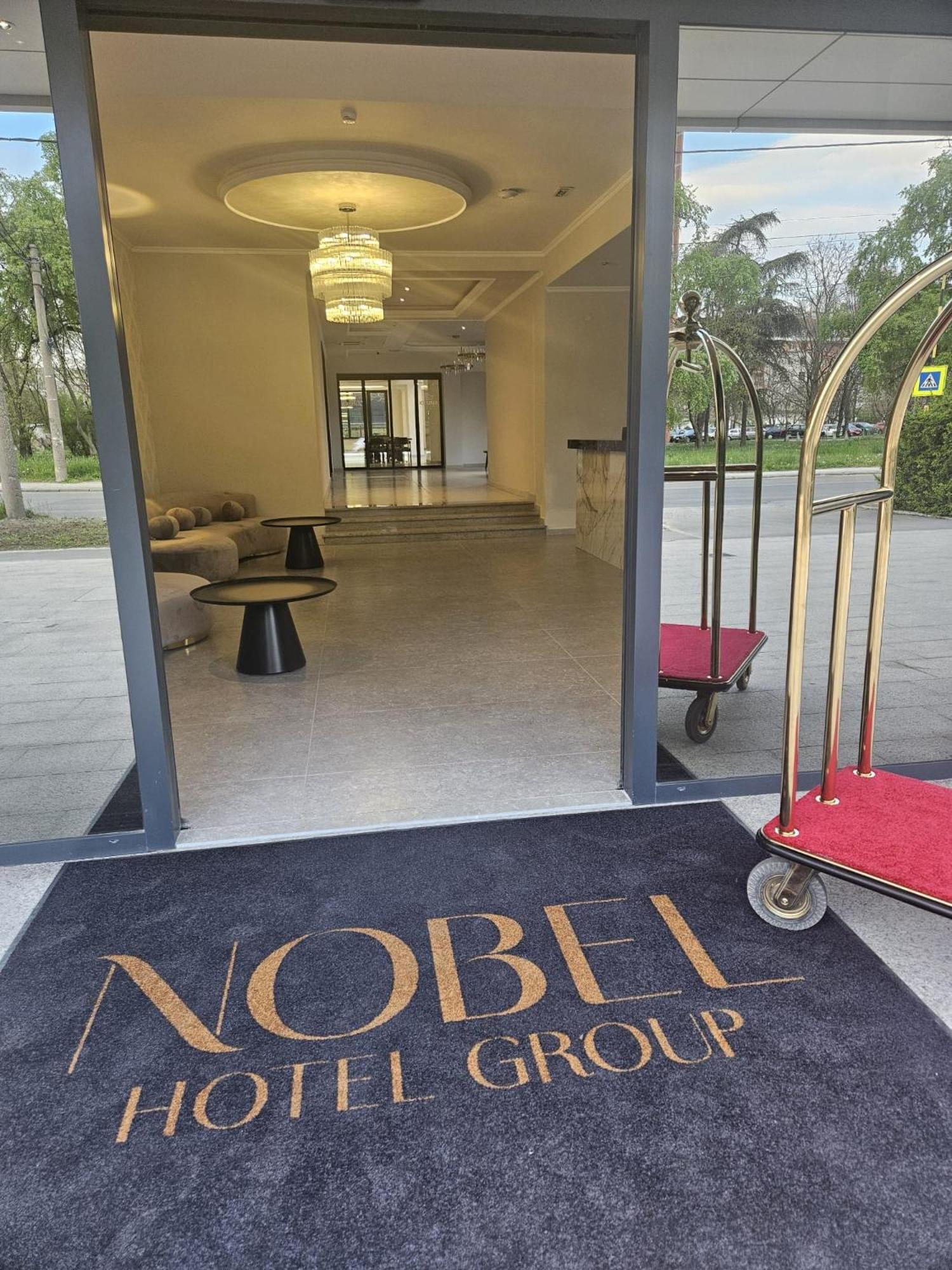 Nobel West Hotel 贝尔格莱德 外观 照片